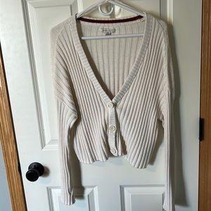 American Eagle white cardigan